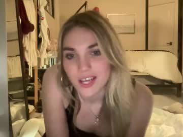 bellaxrxx's chat room