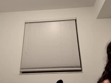 laurenivy's chat room