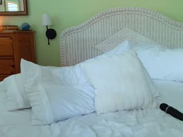 sunniemilf's chat room