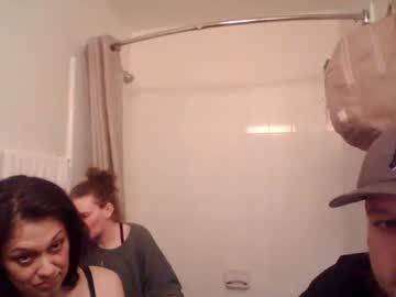 lilbratty_clouds_ogpuffdragon's chat room