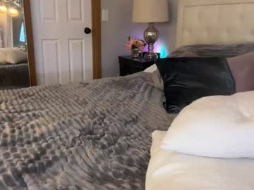 officiallyonlytams's chat room