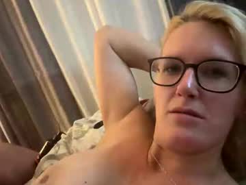 xxxcertified_freakxxx69's chat room