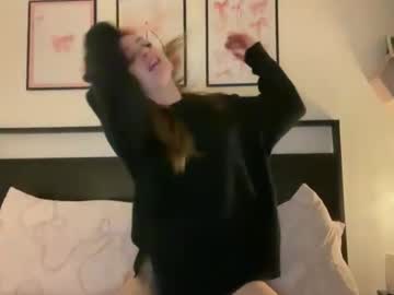 mollyxxxmoon's chat room