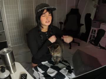 finleyfae's chat room