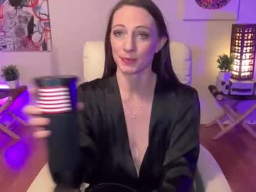 bunnieandthedude's chat room