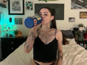 hannahtaylorr's chat room