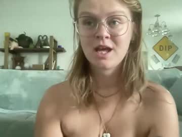 madlymads's chat room