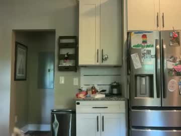 bendlikebecks's chat room