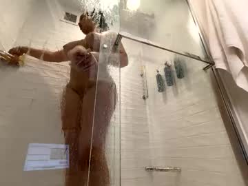 candyclaws05's chat room