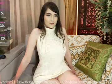 emilygrey_'s chat room