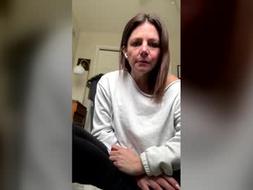 sassynsweetmilf's chat room