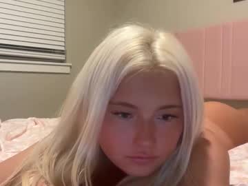 destinyyluvv's chat room