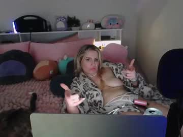 lolaa555's chat room