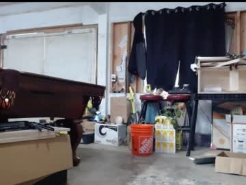 rosegold18's chat room