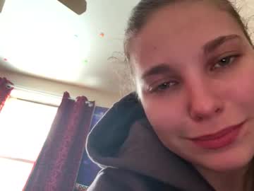 deepthroatqueen33's chat room