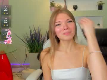 michafox's chat room