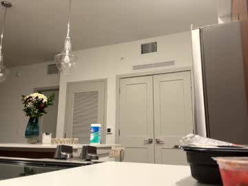 laurenivy's chat room