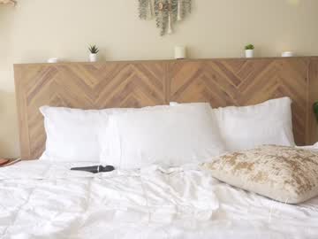 phoenix_taylor's chat room