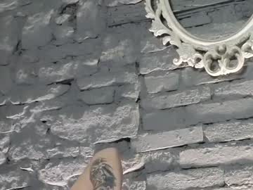 vixvixenn's chat room