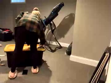 intothewoodswego's chat room