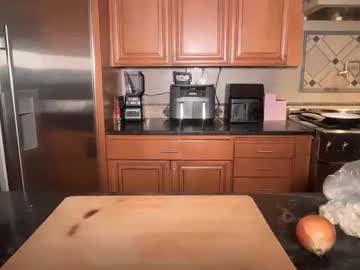 lunarose17's chat room