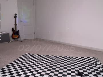 petitebrat's chat room