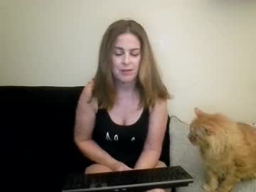 iampoppyy's chat room