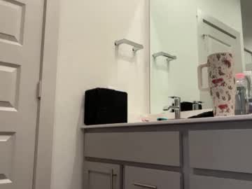 _avamonroe's chat room