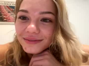 britneycherry08's chat room