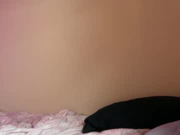 chloeros3e's chat room