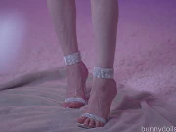 bunnydollstella's chat room
