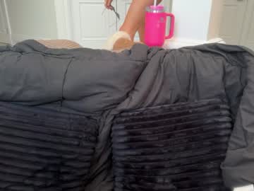 miamoorexo's chat room