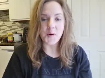 tinywithtiddies's chat room