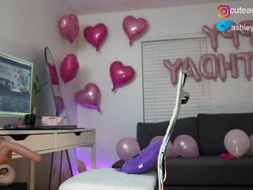 ashley_benson1's chat room