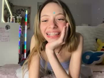 ellieluvs's chat room