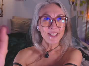 sunnie_dayz's chat room