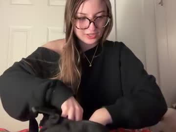 fantasyella's chat room