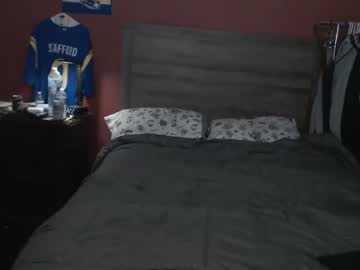 little_slut_vicky444's chat room