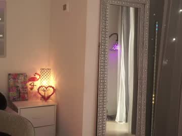 mysticxkitty's chat room