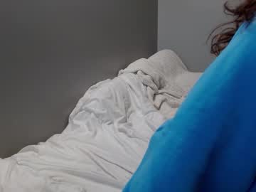 alessiasnow's chat room