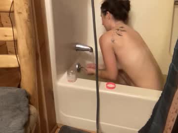 mysteriousmadam_'s chat room