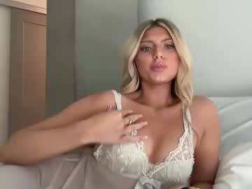 summerclarkee's chat room