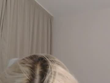 vivianwinters's chat room