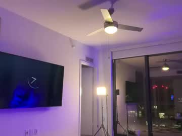 camiliakxoxo's chat room