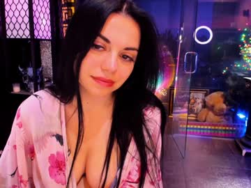 alma_pearl's chat room