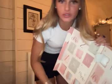 carlybora's chat room