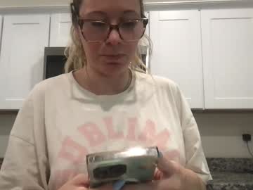 texas_blonde's chat room