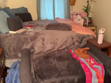 triciamori's chat room