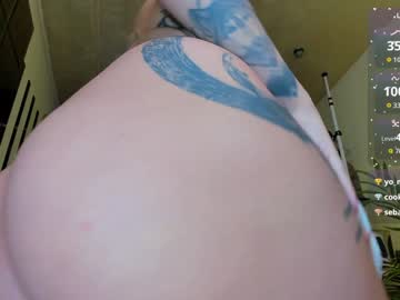 sofiequeen_'s chat room