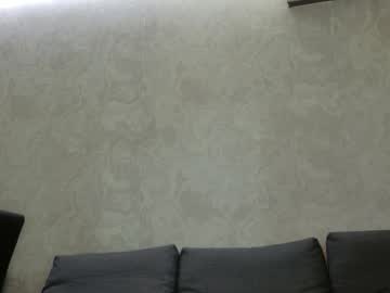 v_deville's chat room